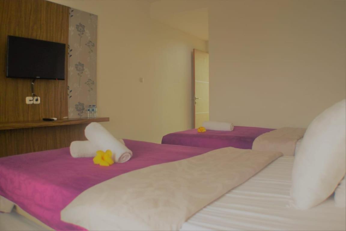 Graha Widjaja Hotel Puncak Ngoại thất bức ảnh